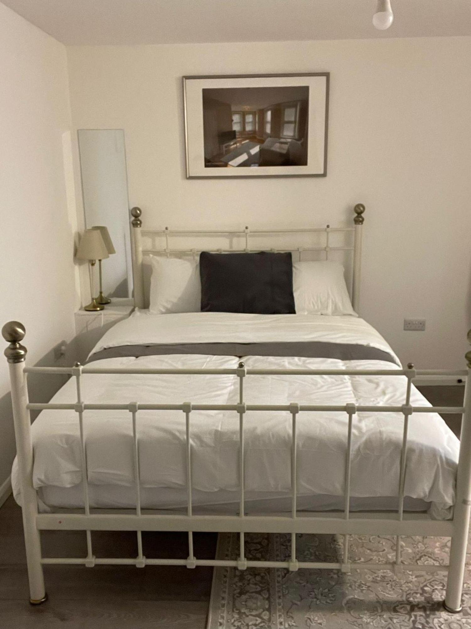 Hackney E5 - Perfect For Couples Getaway